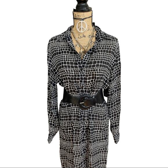 ESSENCIAL DRESS CO shirt dress button down or swimwear cover-up size 12 MEDIUM - Picture 4 of 11